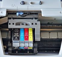 Jeftin originalni toner za printer