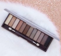 Pristupačna Lovely kozmetika za žene